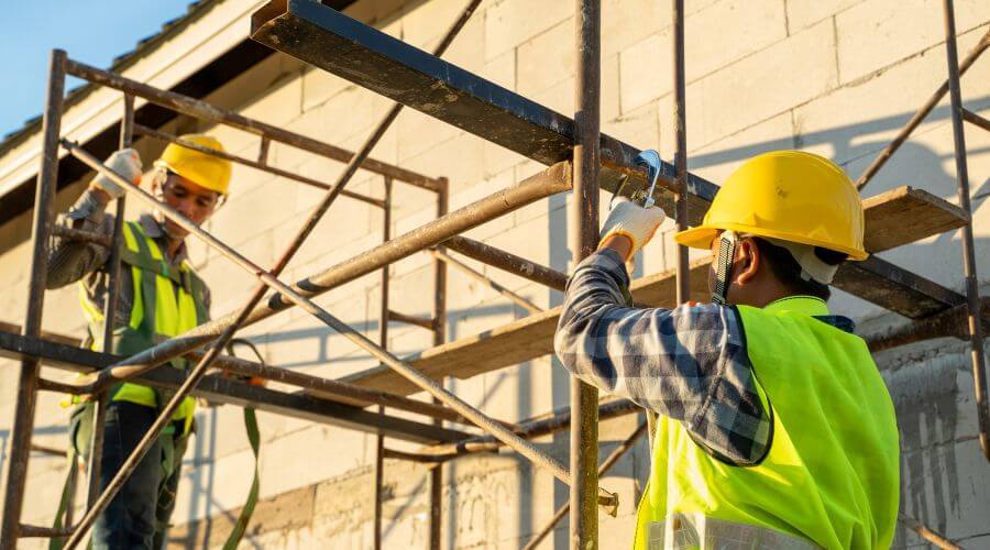 Professional gutter cleaning in Port Barre, LA